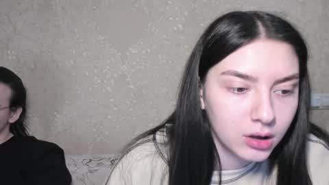 cute couple online show from April 2026 07:11:01 PM