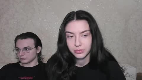 cute couple online show from April 2026 09:13:01 PM
