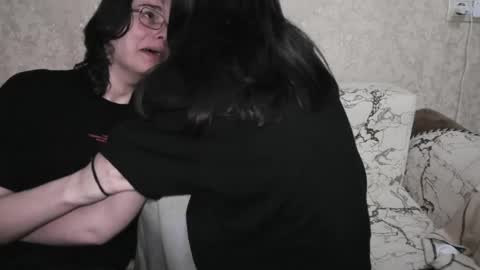 cute couple online show from June 2026 09:09:01 PM