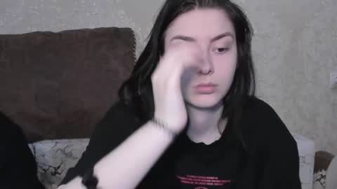 cute couple online show from June 2026 06:23:01 PM