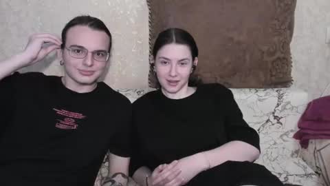 cute couple online show from June 2026 11:00:01 PM