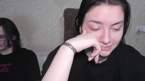 cute couple online show from June 2026 04:40:02 PM