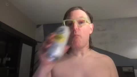 Muziknerd online show from June 2026 06:03:02 AM