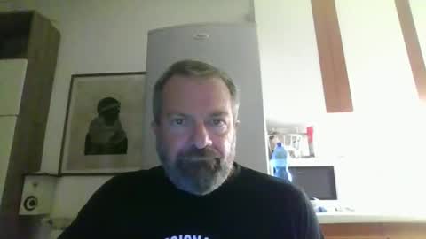 Snapshot of muzungu5 chatting on January 2026 05:15:01 PM muzungu5 online show from January 2026 05:15:01 PM