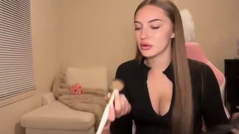 mxrissaof3 online show from October 2025 04:42:01 AM