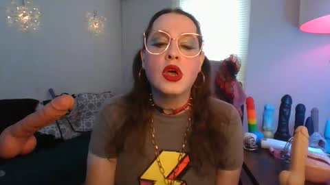 Snapshot of mxsissycharlotte chatting on April 2026 05:10:01 PM Mx Charlotte online show from April 2026 05:10:01 PM