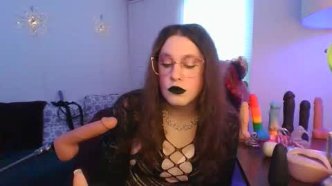 Snapshot of mxsissycharlotte chatting on April 2026 08:42:01 PM Mx Charlotte online show from April 2026 08:42:01 PM