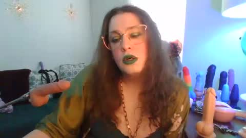 Snapshot of mxsissycharlotte chatting on April 2026 04:12:02 PM Mx Charlotte online show from April 2026 04:12:02 PM