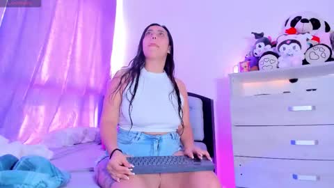 Snapshot of my_aleja_ chatting on March 2026 01:26:01 PM my_aleja_ online show from March 2026 01:26:01 PM