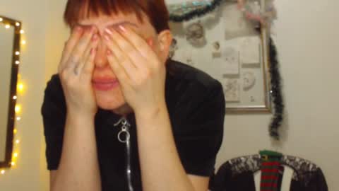 Snapshot of my_kind_of_love chatting on December 2024 07:47:02 AM sara i know you love me xoxox online show from December 2024 07:47:02 AM