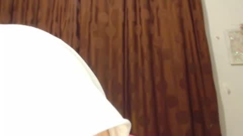 Snapshot of my_kind_of_love chatting on December 2025 08:30:01 AM sara i know you love me xoxox online show from December 2025 08:30:01 AM