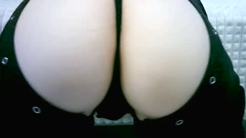 my_tightholes online show from December 2024 10:06:02 AM