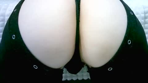 my_tightholes online show from December 2024 04:17:01 PM