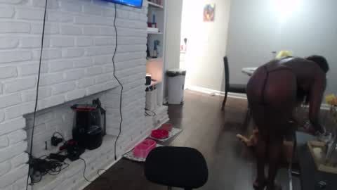 BaddMFUCKER online show from September 2025 05:36:02 PM