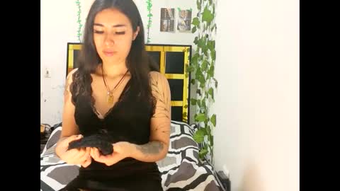 Snapshot of myagosling13 chatting on September 2025 11:16:01 PM miagosling NTMU Dont forget follow me online show from September 2025 11:16:01 PM