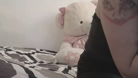 miagosling  NTMU  Dont forget follow me  online show from July 2026 09:18:02 PM