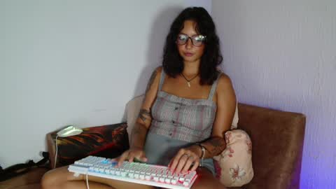Snapshot of myamillor chatting on March 2026 09:26:01 PM myamillor online show from March 2026 09:26:01 PM