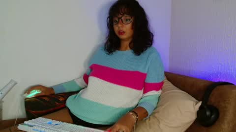 Snapshot of myamillor chatting on April 2026 09:39:01 PM myamillor online show from April 2026 09:39:01 PM