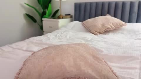 Mya-be Yours P online show from January 2026 09:08:01 PM