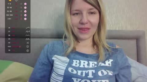 Snapshot of mybadcat87 chatting on June 2026 07:10:01 AM mybadcat87 online show from June 2026 07:10:01 AM