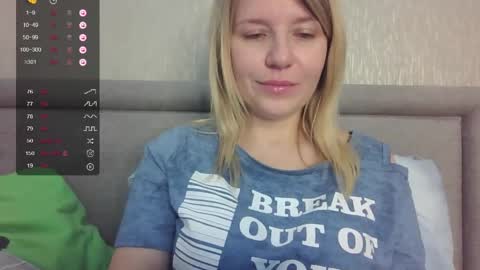 Snapshot of mybadcat87 chatting on June 2026 08:09:02 AM mybadcat87 online show from June 2026 08:09:02 AM