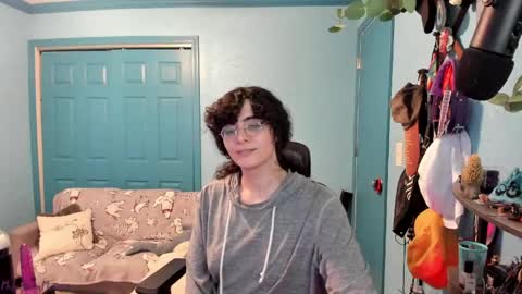 Snapshot of myceliummouse chatting on April 2026 06:37:01 PM Grace online show from April 2026 06:37:01 PM