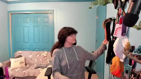 Snapshot of myceliummouse chatting on April 2026 07:58:02 PM Grace online show from April 2026 07:58:02 PM