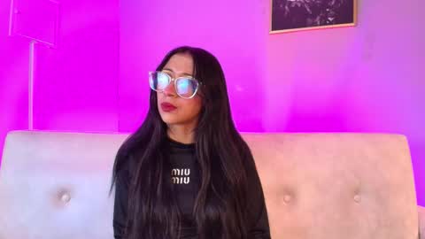 Snapshot of mycutiebabe chatting on January 2026 07:30:01 PM Milly Cute online show from January 2026 07:30:01 PM