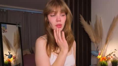 Mira  online show from November 2025 04:22:01 AM