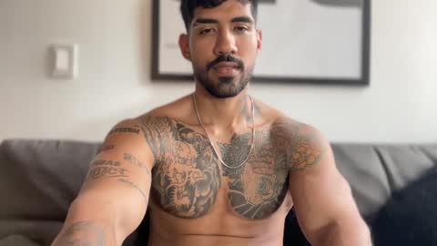 Myke esthetic online show from January 2025 09:09:02 PM