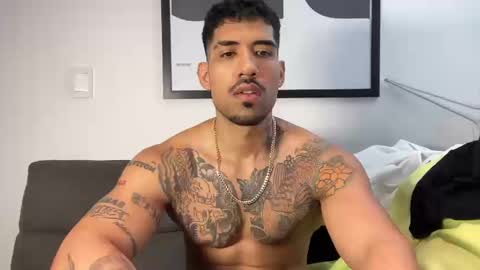 Myke esthetic online show from September 2025 05:27:01 PM