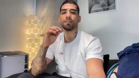 Myke esthetic online show from January 2026 10:37:01 PM