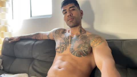 Myke esthetic online show from April 2026 08:39:01 PM