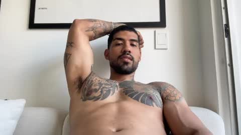 Snapshot of myke_esthetic chatting on May 2026 07:31:02 PM Myke esthetic online show from May 2026 07:31:02 PM