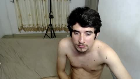 Snapshot of myke_xxx chatting on September 2025 02:35:02 AM mike online show from September 2025 02:35:02 AM