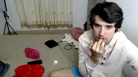 Snapshot of myke_xxx chatting on September 2025 01:29:01 AM mike online show from September 2025 01:29:01 AM