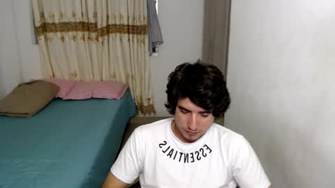 Snapshot of myke_xxx chatting on November 2025 11:48:01 PM mike online show from November 2025 11:48:01 PM