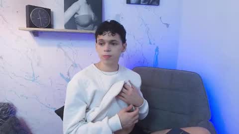 Snapshot of mykelcano chatting on November 2025 02:17:01 PM Mykel online show from November 2025 02:17:01 PM