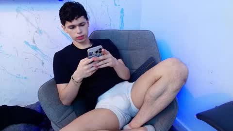 Snapshot of mykelcano chatting on January 2026 02:43:02 PM Mykel online show from January 2026 02:43:02 PM