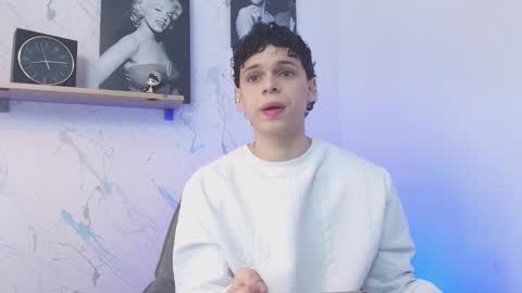 Snapshot of mykelcano chatting on February 2026 02:10:01 PM Mykel online show from February 2026 02:10:01 PM