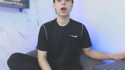 Snapshot of mykelcano chatting on February 2026 02:14:01 PM Mykel online show from February 2026 02:14:01 PM