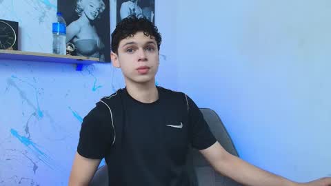 Snapshot of mykelcano chatting on March 2026 02:50:01 PM Mykel online show from March 2026 02:50:01 PM