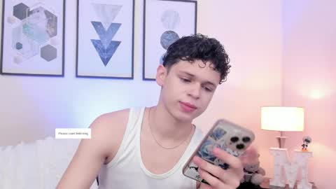 Snapshot of mykelcano chatting on April 2026 01:49:01 PM Mykel online show from April 2026 01:49:01 PM