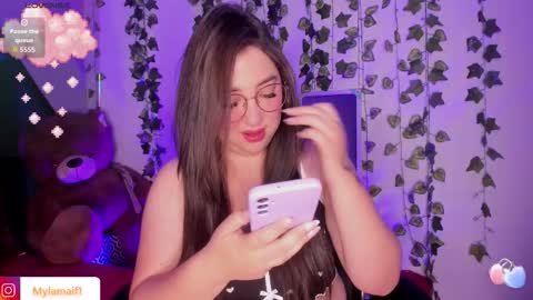 Snapshot of myla_mayfield chatting on September 2025 11:21:01 AM Myla online show from September 2025 11:21:01 AM