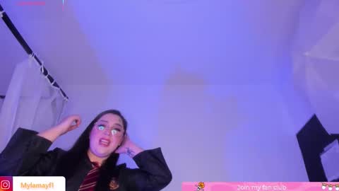 Snapshot of myla_mayfield chatting on October 2025 11:33:02 AM Myla online show from October 2025 11:33:02 AM