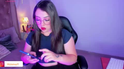 Snapshot of myla_mayfield chatting on November 2025 11:43:01 AM Myla online show from November 2025 11:43:01 AM