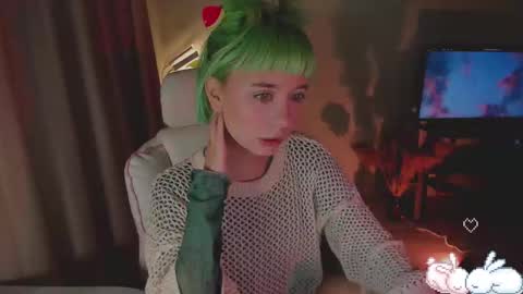 MylaFlores online show from March 2025 01:32:02 AM