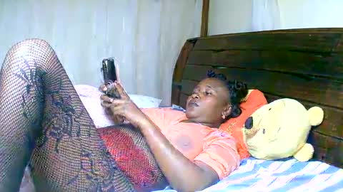 linda online show from February 2025 05:54:01 PM