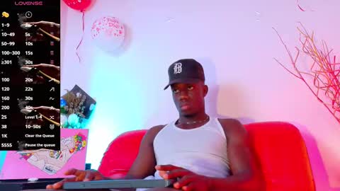 Mylo Wallace  online show from March 2025 02:15:01 AM