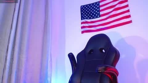 Mylo Wallace  online show from January 2026 11:26:01 AM